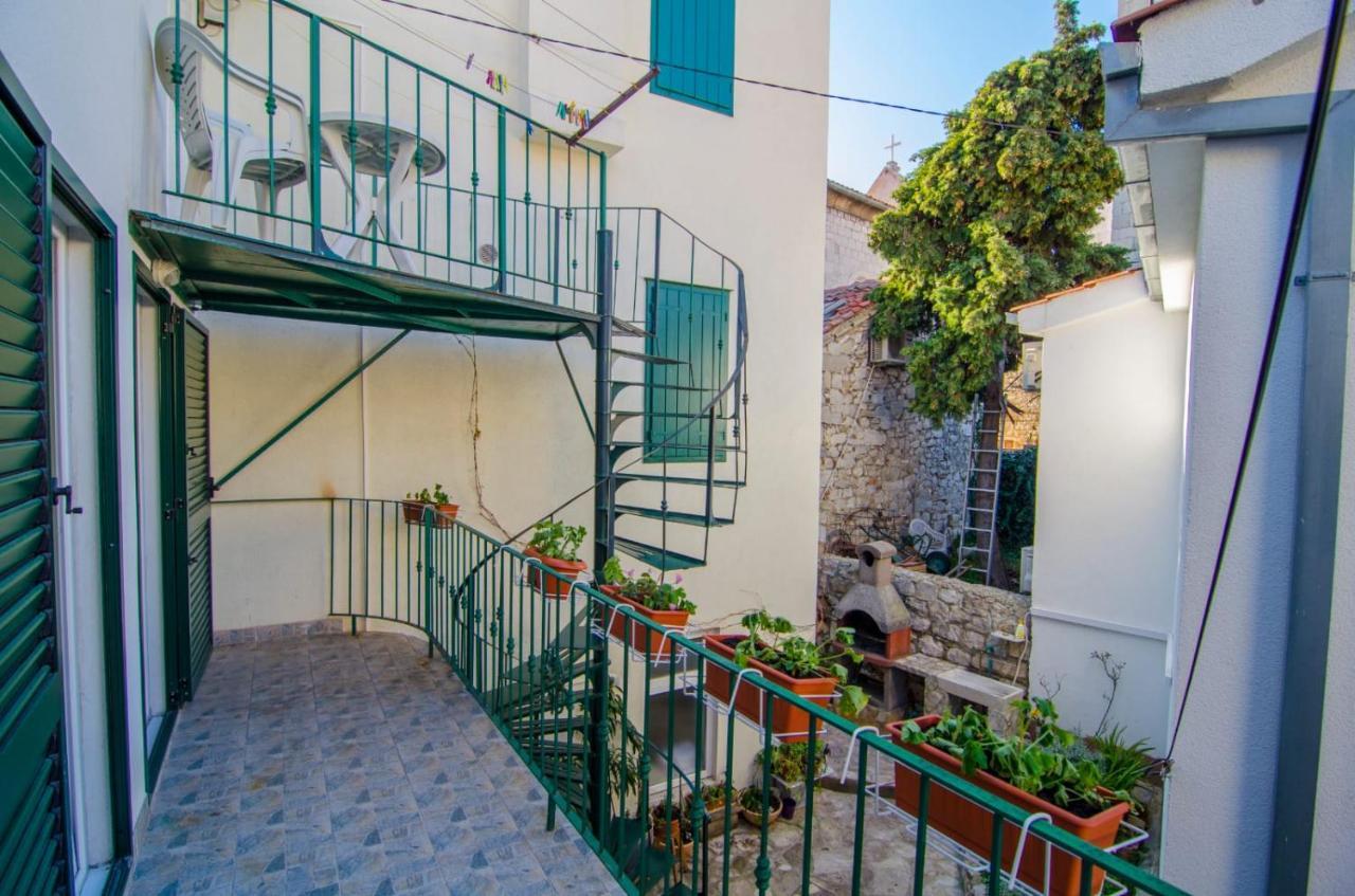 Villa Angie Old Town With Jacuzzi Split Extérieur photo