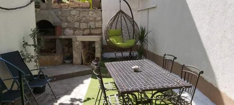 Villa Angie Old Town With Jacuzzi Split Extérieur photo