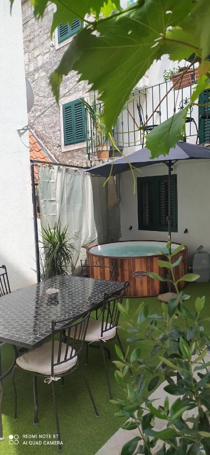 Villa Angie Old Town With Jacuzzi Split Extérieur photo